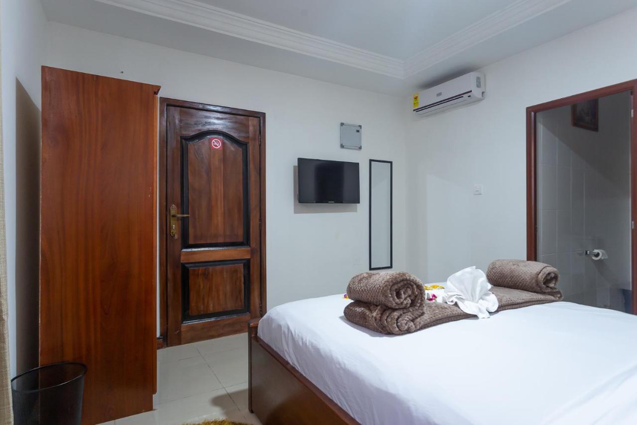 Royal Elmount Hotel Elmina Luaran gambar