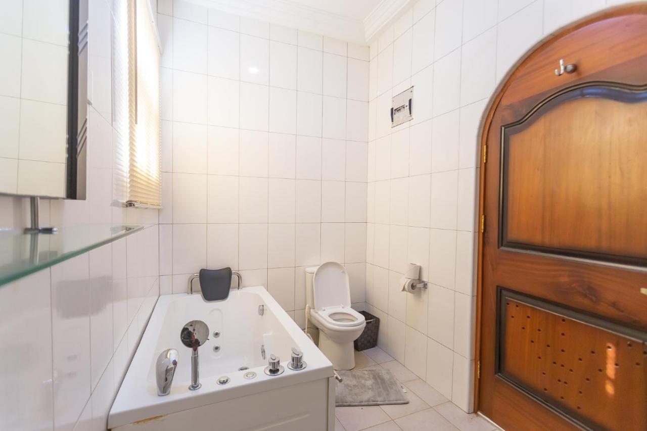 Royal Elmount Hotel Elmina Luaran gambar
