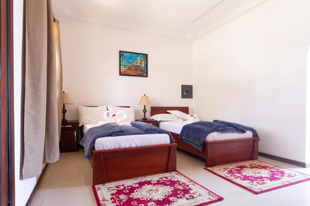 Royal Elmount Hotel Elmina Luaran gambar